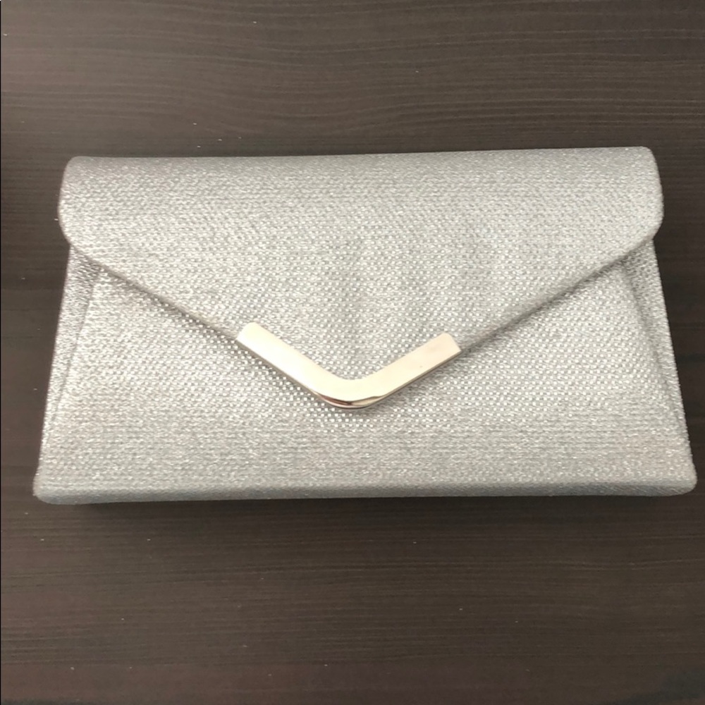 Silver clutch